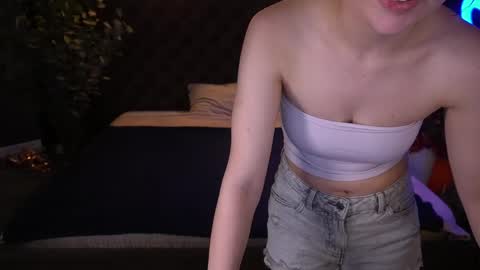 liviashy online show from 04-13-26, 07:52