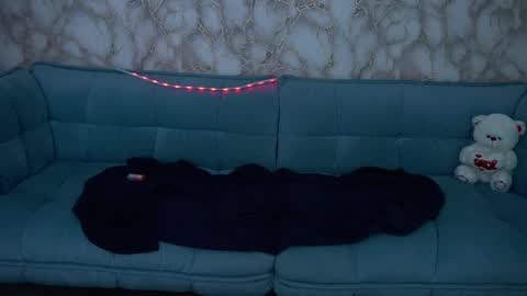 liviashy online show from 04-21-26, 02:51