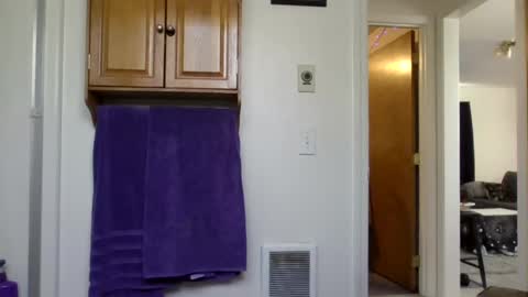 Liv Mirage online show from 01-28-25, 07:10