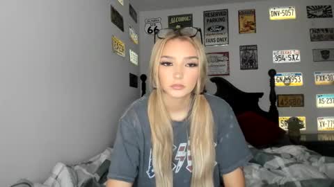 Snapshot of livvywinters chatting on 01-09-26, 06:05 Livvy online show from 01-09-26, 06:05