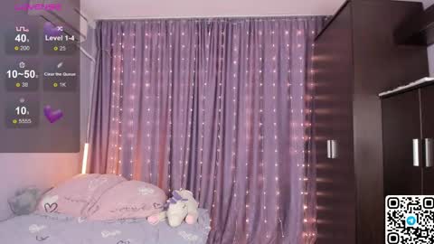 My name is Livy Nice to meet you  Thumbs up please its important online show from 04-19-26, 05:12