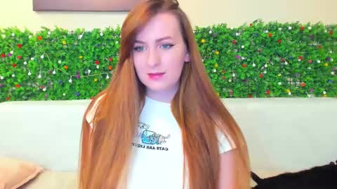 Snapshot of liya_gorgeous chatting on 12-12-24, 02:00 liya_gorgeous online show from 12-12-24, 02:00