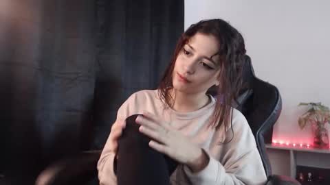 Elizabeth online show from 01-07-26, 03:20