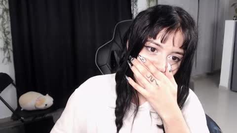 Elizabeth online show from 02-03-26, 02:53