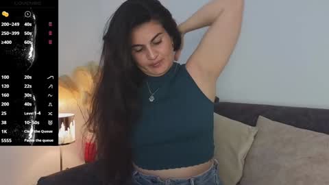 liz online show from 02-03-25, 03:06