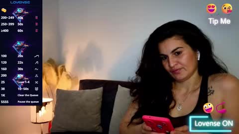 liz online show from 03-10-25, 01:21