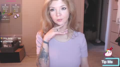 Liza Wet online show from 04-17-26, 01:52