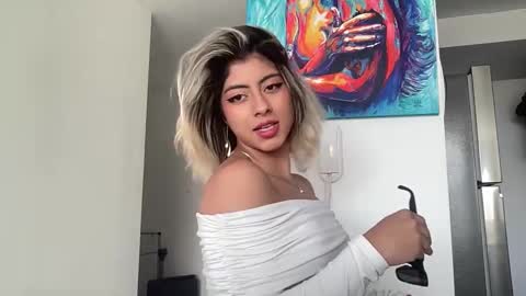 Snapshot of lizambarr chatting on 11-07-25, 07:03 Lizeth online show from 11-07-25, 07:03