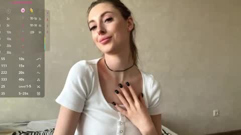 Snapshot of lizaonfire chatting on 03-24-26, 01:38 Liza online show from 03-24-26, 01:38