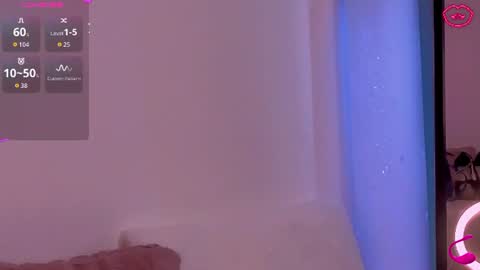 Snapshot of lizasunshine__ chatting on 06-22-26, 05:59 lizasunshine__ online show from 06-22-26, 05:59