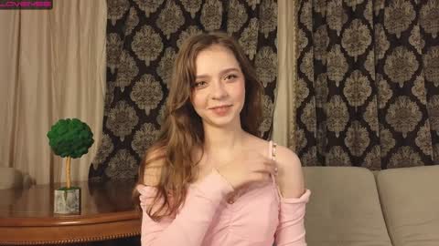 Snapshot of lizbethbiers chatting on 01-09-25, 03:04 Hello there im Amelia Im new here Lets have fun online show from 01-09-25, 03:04