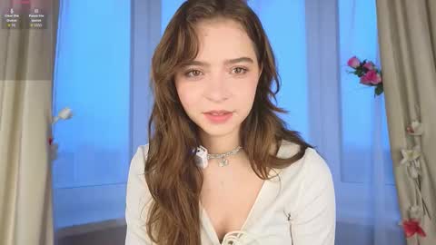 Snapshot of lizbethbiers chatting on 10-31-25, 03:18 Hello there im Amelia Im new here Lets have fun online show from 10-31-25, 03:18