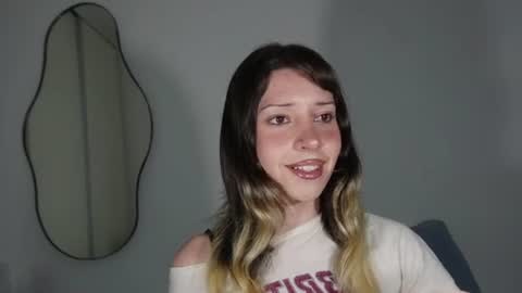 Snapshot of lizgein chatting on 07-18-26, 12:37 lizgein online show from 07-18-26, 12:37