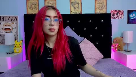 Snapshot of lizz_bela1 chatting on 07-17-26, 12:28 Lizz online show from 07-17-26, 12:28