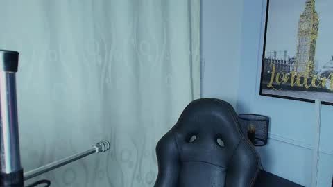 Lizz  online show from 12-31-24, 11:20