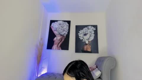 Snapshot of lizzakennedy chatting on 06-12-26, 12:04 Lizza online show from 06-12-26, 12:04