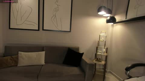 Lizzi  online show from 01-05-26, 08:56