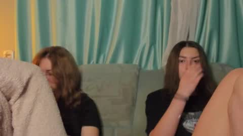 Snapshot of lizzi_muur chatting on 12-03-24, 06:49 lizzi_muur online show from 12-03-24, 06:49