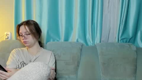 Snapshot of lizzi_muur chatting on 12-20-24, 04:25 lizzi_muur online show from 12-20-24, 04:25