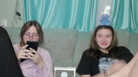 Snapshot of lizzi_muur chatting on 12-31-24, 08:12 lizzi_muur online show from 12-31-24, 08:12