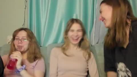 Snapshot of lizzi_muur chatting on 01-10-25, 07:11 lizzi_muur online show from 01-10-25, 07:11