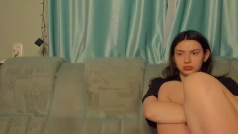 Snapshot of lizzi_muur chatting on 01-22-25, 06:41 lizzi_muur online show from 01-22-25, 06:41