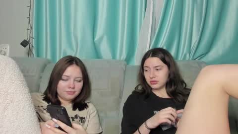 Snapshot of lizzi_muur chatting on 01-25-25, 06:13 lizzi_muur online show from 01-25-25, 06:13