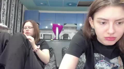 Snapshot of lizzi_muur chatting on 03-03-25, 06:22 lizzi_muur online show from 03-03-25, 06:22