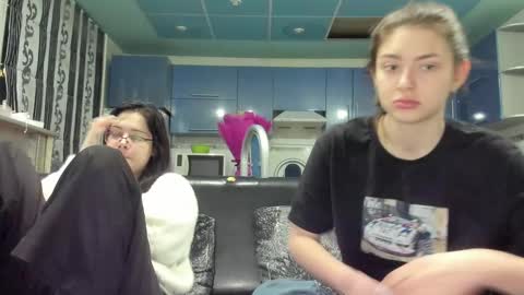 Snapshot of lizzi_muur chatting on 03-06-25, 05:00 lizzi_muur online show from 03-06-25, 05:00