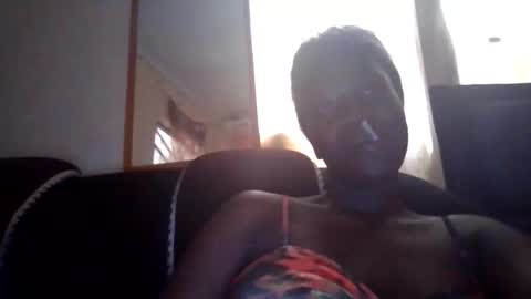 Snapshot of lizzie2020 chatting on 05-21-26, 10:00 lizzie2020 online show from 05-21-26, 10:00