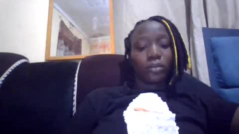 Snapshot of lizzie2020 chatting on 06-13-26, 06:39 lizzie2020 online show from 06-13-26, 06:39