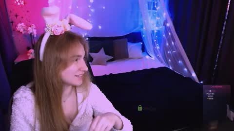 lizzie_boom online show from 12-04-25, 08:06