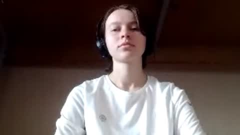 Snapshot of lizziethaniel chatting on 06-17-26, 10:50 Sofia online show from 06-17-26, 10:50