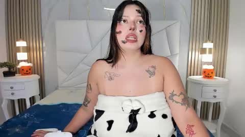 Lizzie Big Boobs online show from 10-30-25, 08:42