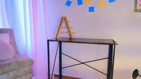 lizzy_kane online show from 04-19-26, 08:22