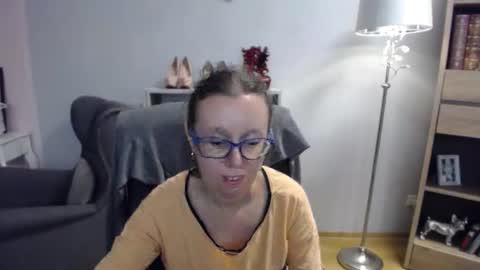 Snapshot of lizzy_sparkle chatting on 10-09-25, 05:27 Lizzy online show from 10-09-25, 05:27