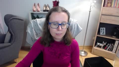 Snapshot of lizzy_sparkle chatting on 10-22-25, 04:24 Lizzy online show from 10-22-25, 04:24