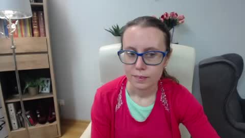 Snapshot of lizzy_sparkle chatting on 06-15-26, 04:36 Lizzy online show from 06-15-26, 04:36