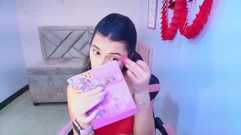 Lizzy SCHEDULE BROADCASTING Monday-Saturday 11am4pm Colombia online show from 02-14-25, 11:10