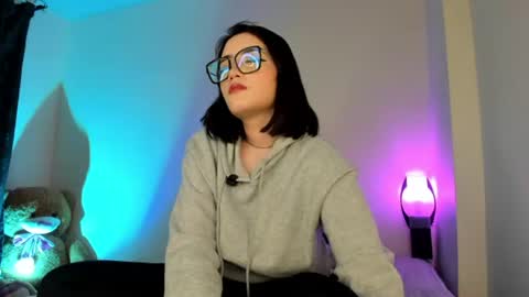 Lizzy online show from 07-15-26, 05:29