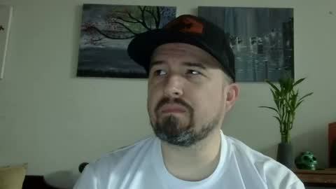 Snapshot of lj345689 chatting on 11-22-25, 09:58 lj345689 online show from 11-22-25, 09:58