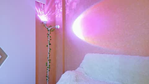 llovelymia online show from 07-18-26, 03:11