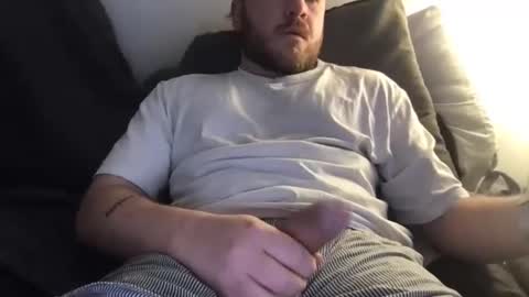 lloydb3600 online show from 04-19-26, 05:34