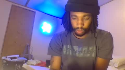 Snapshot of lmlowr9399 chatting on 04-24-26, 05:32 mrBigdick online show from 04-24-26, 05:32