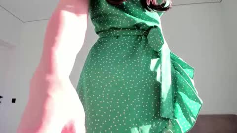 Snapshot of lo_onthe chatting on 02-26-26, 03:05 Emi online show from 02-26-26, 03:05