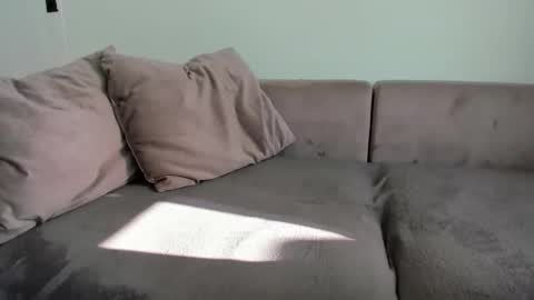 Snapshot of lo_onthe chatting on 03-02-26, 05:08 Emi online show from 03-02-26, 05:08