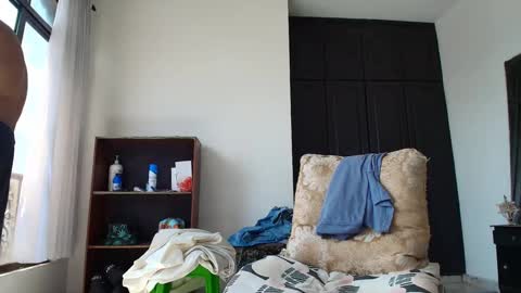 Snapshot of lobo_cockk chatting on 01-19-25, 06:00 edwin online show from 01-19-25, 06:00