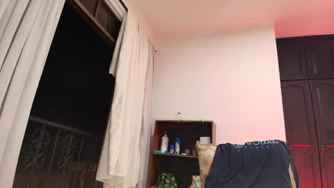 Snapshot of lobo_cockk chatting on 01-29-25, 06:54 edwin online show from 01-29-25, 06:54