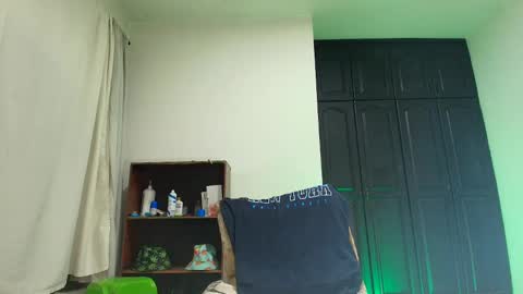 Snapshot of lobo_cockk chatting on 01-30-25, 04:58 edwin online show from 01-30-25, 04:58