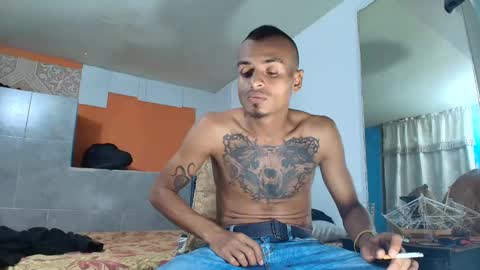 Snapshot of lobo_cockk chatting on 02-15-25, 06:23 edwin online show from 02-15-25, 06:23